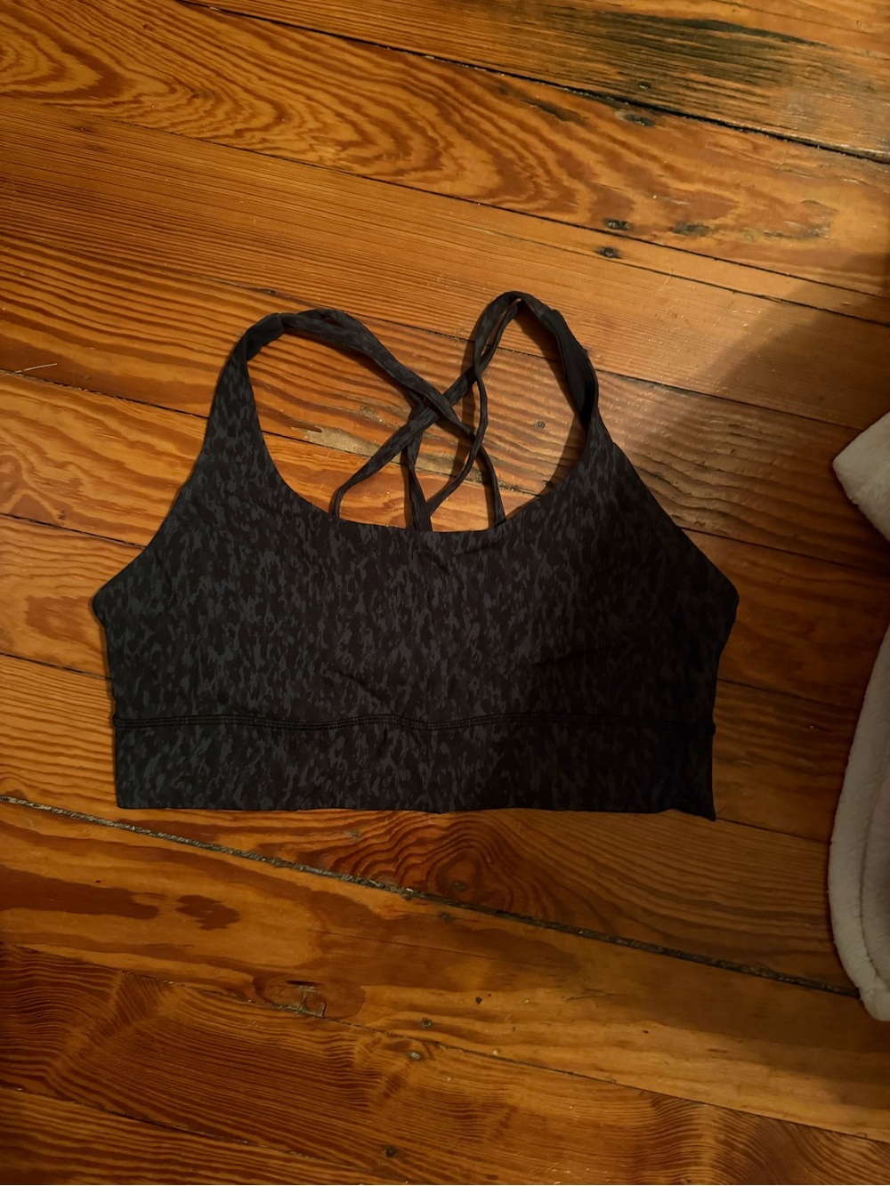 lululemon athletica Black Cross-Back Sports Bra